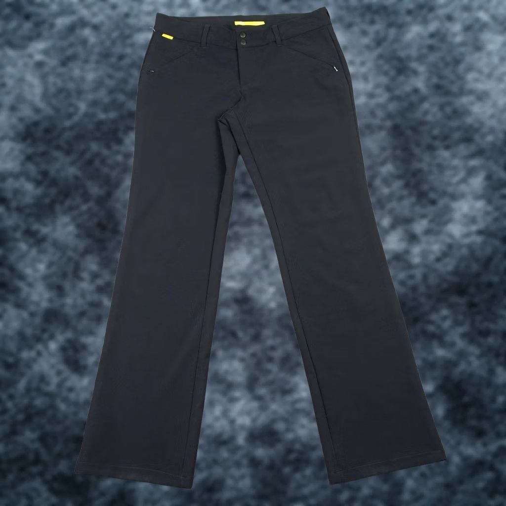Vintage Lolë Pants Womens 12 Black Stretch Flare Outdoor Hiking Wicking UPF Athletic Shirt? Size 34" / US 12 / IT 48 - 1 Thumbnail