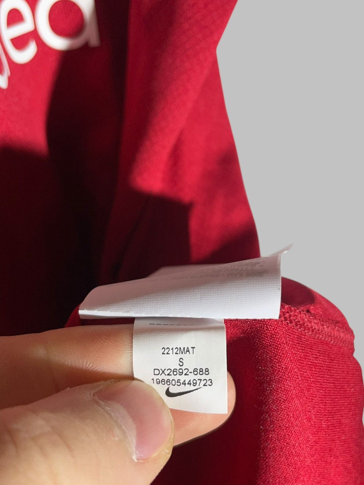 Nike Liverpool FC Nike 2022/23 Home Football Shirt Soccer Jersey Size US S / EU 44-46 / 1 - 13 Thumbnail