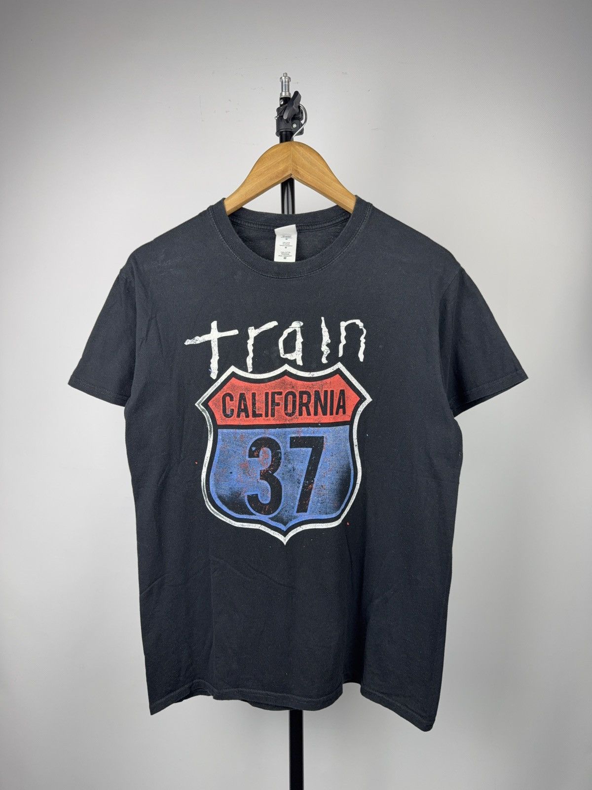 Band Tees 00s Train California 37 UK Tour 2013 Band T-Shirt Size US M / EU 48-50 / 2 - 1 Thumbnail
