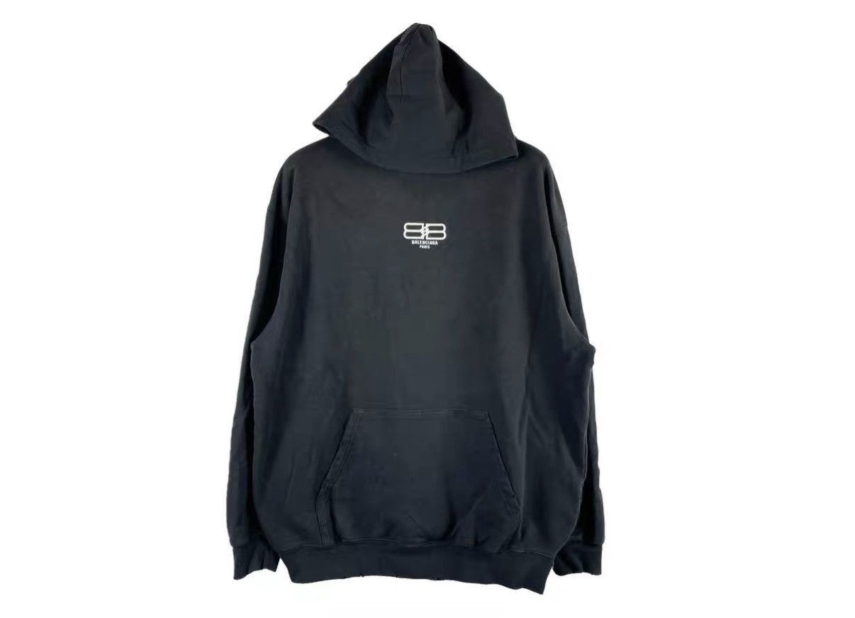 Balenciaga Black Oversized Hoodie with Front Pocket Size US S / EU 44-46 / 1 - 1 Thumbnail