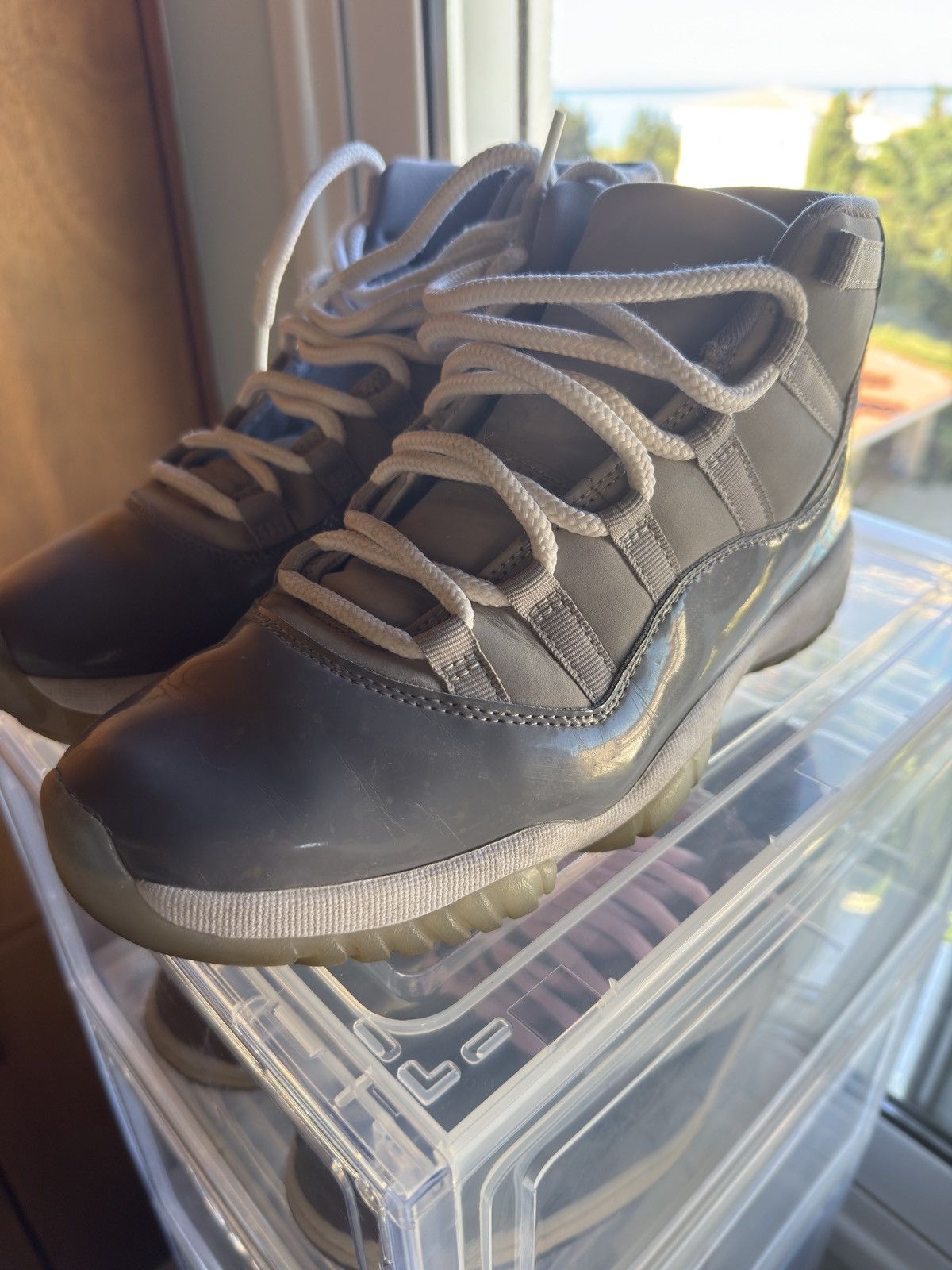 Jordan Brand Jordan 11 retro cool grey Size US 9.5 / EU 42-43 - 3 Thumbnail