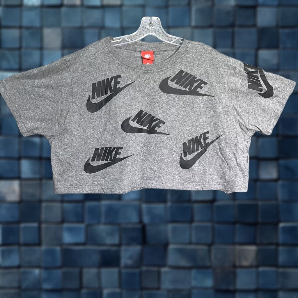 Vintage Nike Shirt Women's Size 1XL Gray Aop All Over Print Cropped Tee Red Tag, Women's