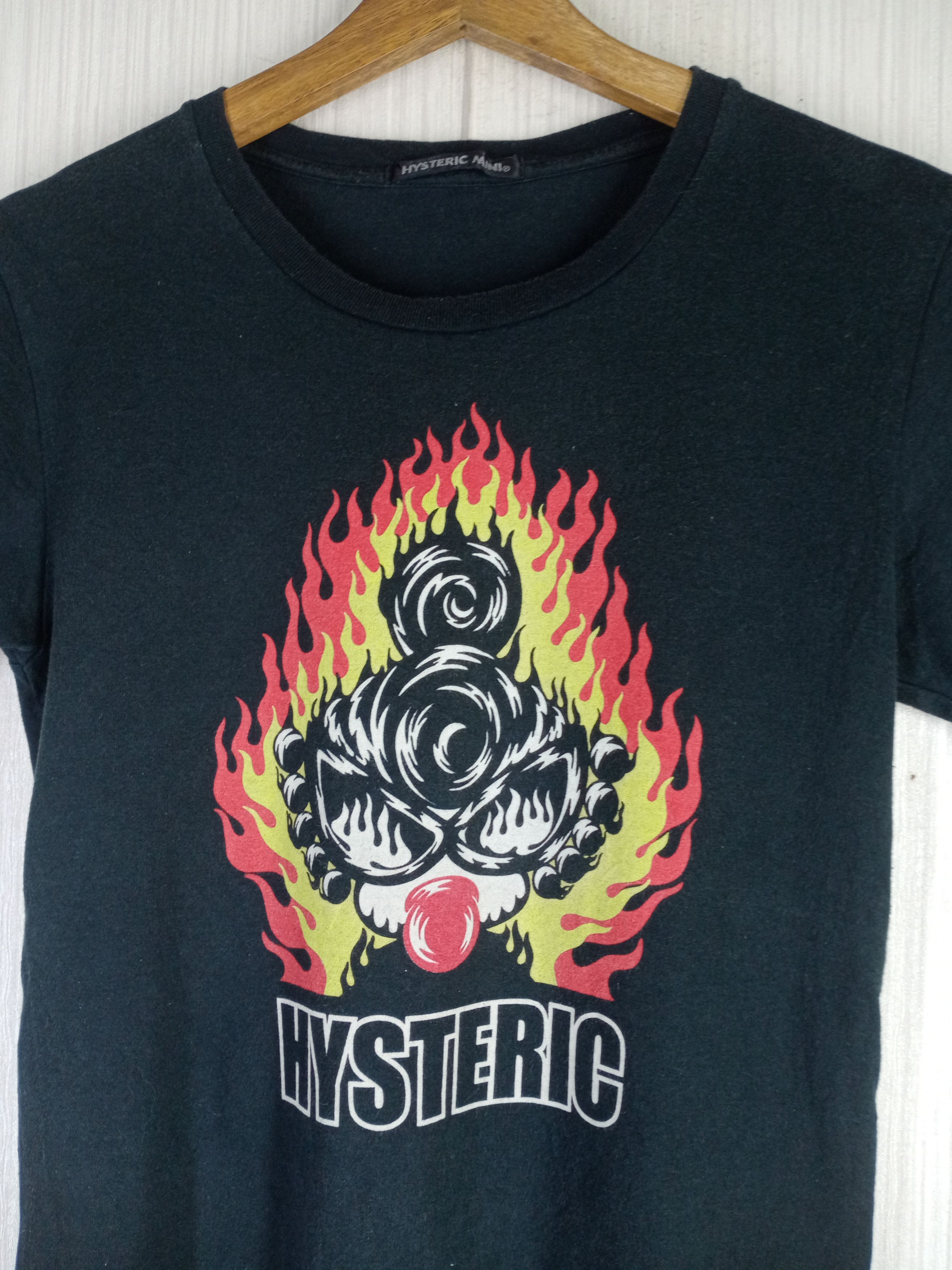 Hysteric Glamour Rare Vintage Hysteric Glamour Hysteric Mini Tshirt Size US XS / EU 42 / 0 - 2 Thumbnail