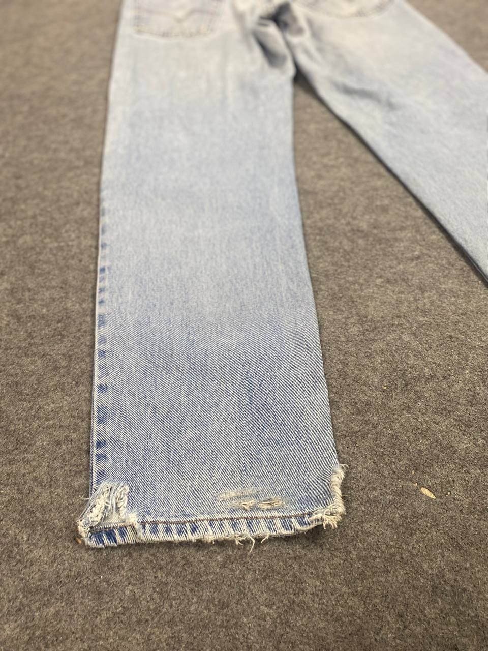 Levi's vintage levis 550 relaxed fit distressed denim Size US 31 - 6 Thumbnail