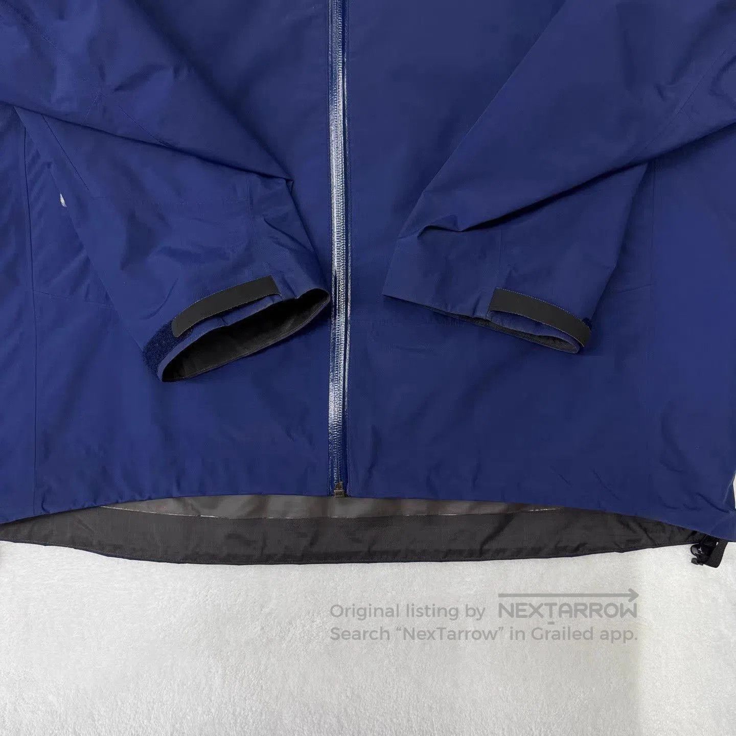 Arc'teryx Blue Hooded Light Jacket with Zip Pockets. Size US L / EU 52-54 / 3 - 2 Thumbnail