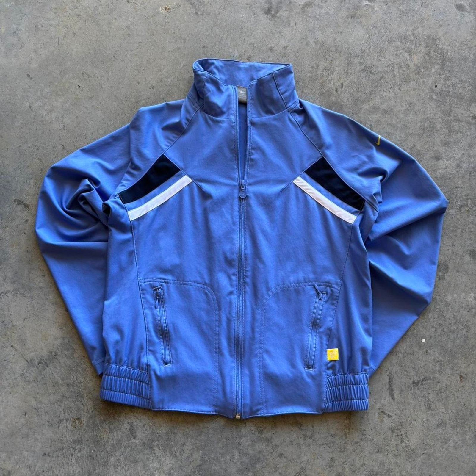 Adidas × Nike × Vintage Y2K Nike Athleisure Windbreaker Size L / US 10 / IT 46 - 1 Thumbnail