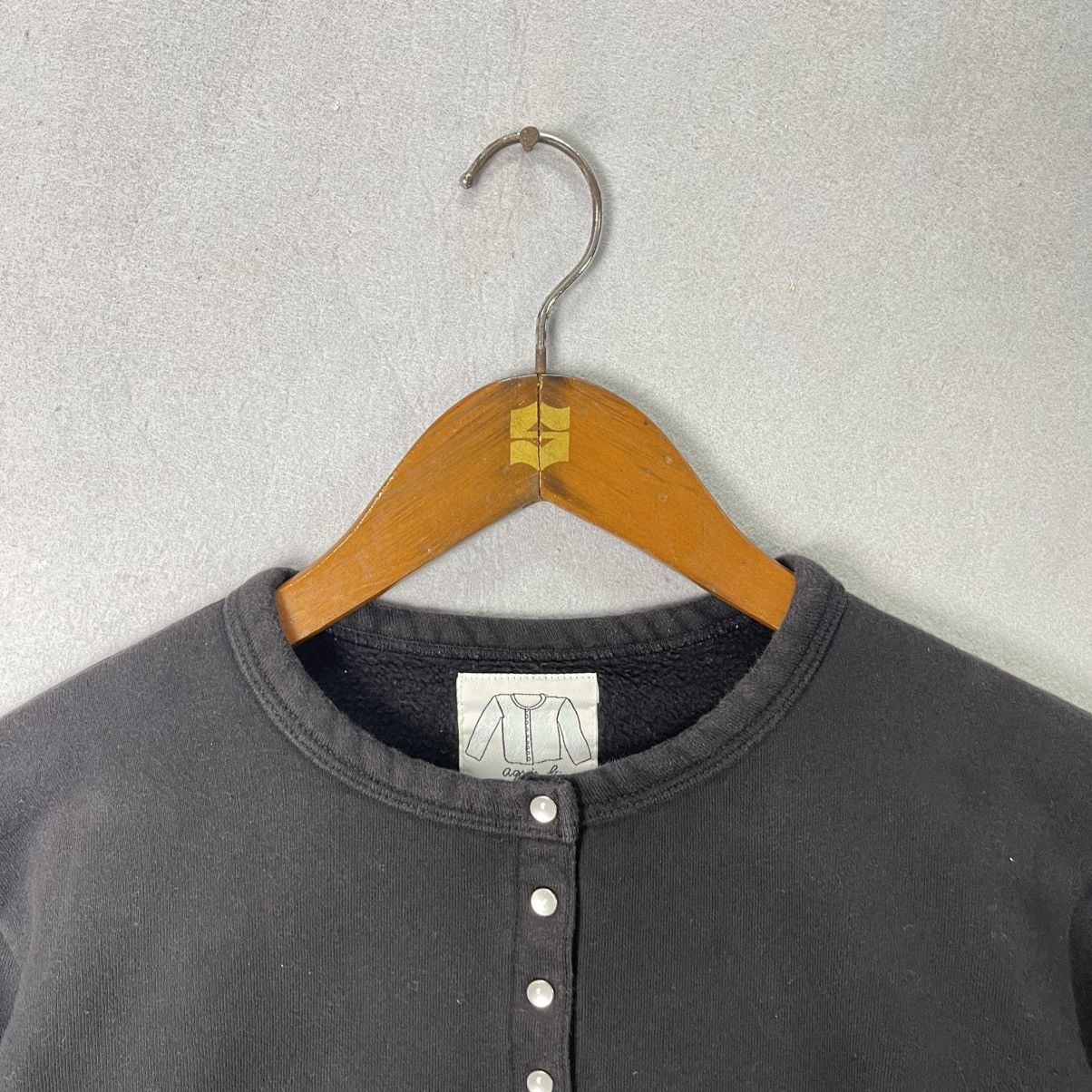 agnes b. agnès b. Snap Button Cropped Cardigan Black Minimalist Size S / US 4 / IT 40 - 2 Thumbnail