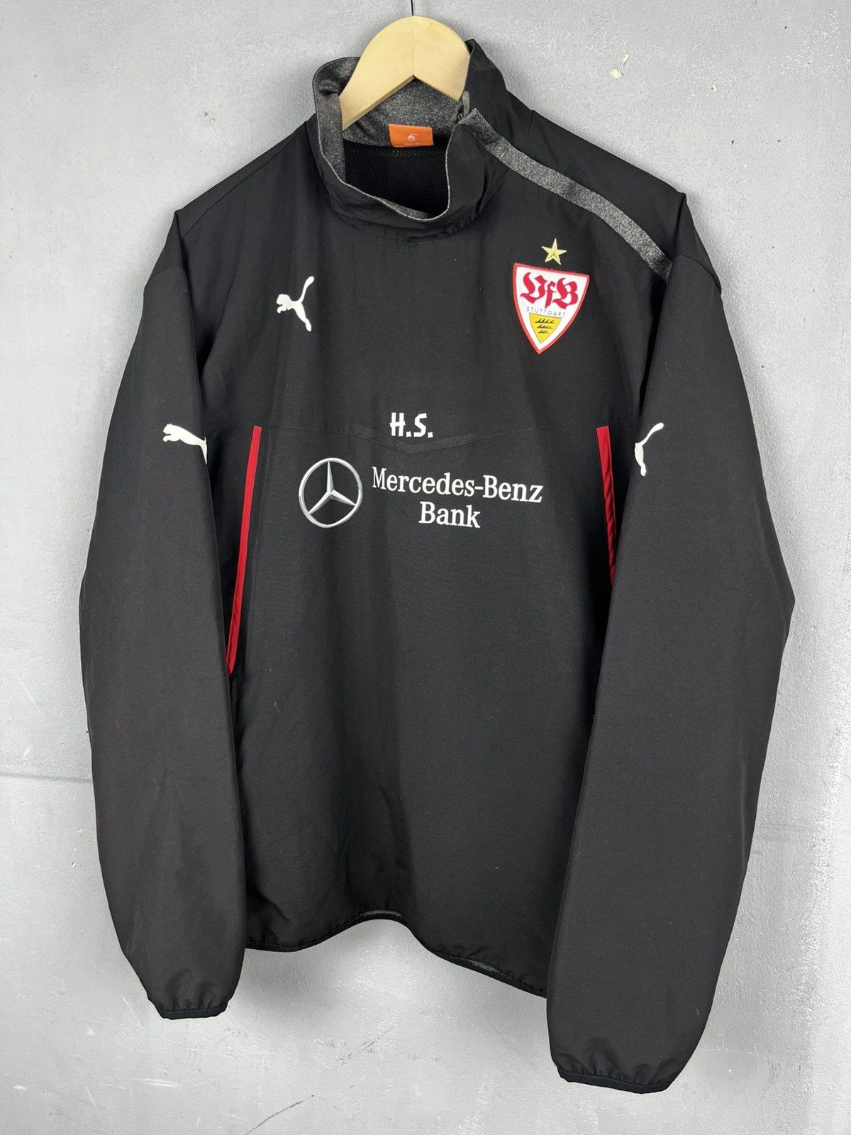 Puma Puma VfB Stuttgart Mens Training jacket mercedes benz bank Size US XL / EU 56 / 4 - 3 Thumbnail
