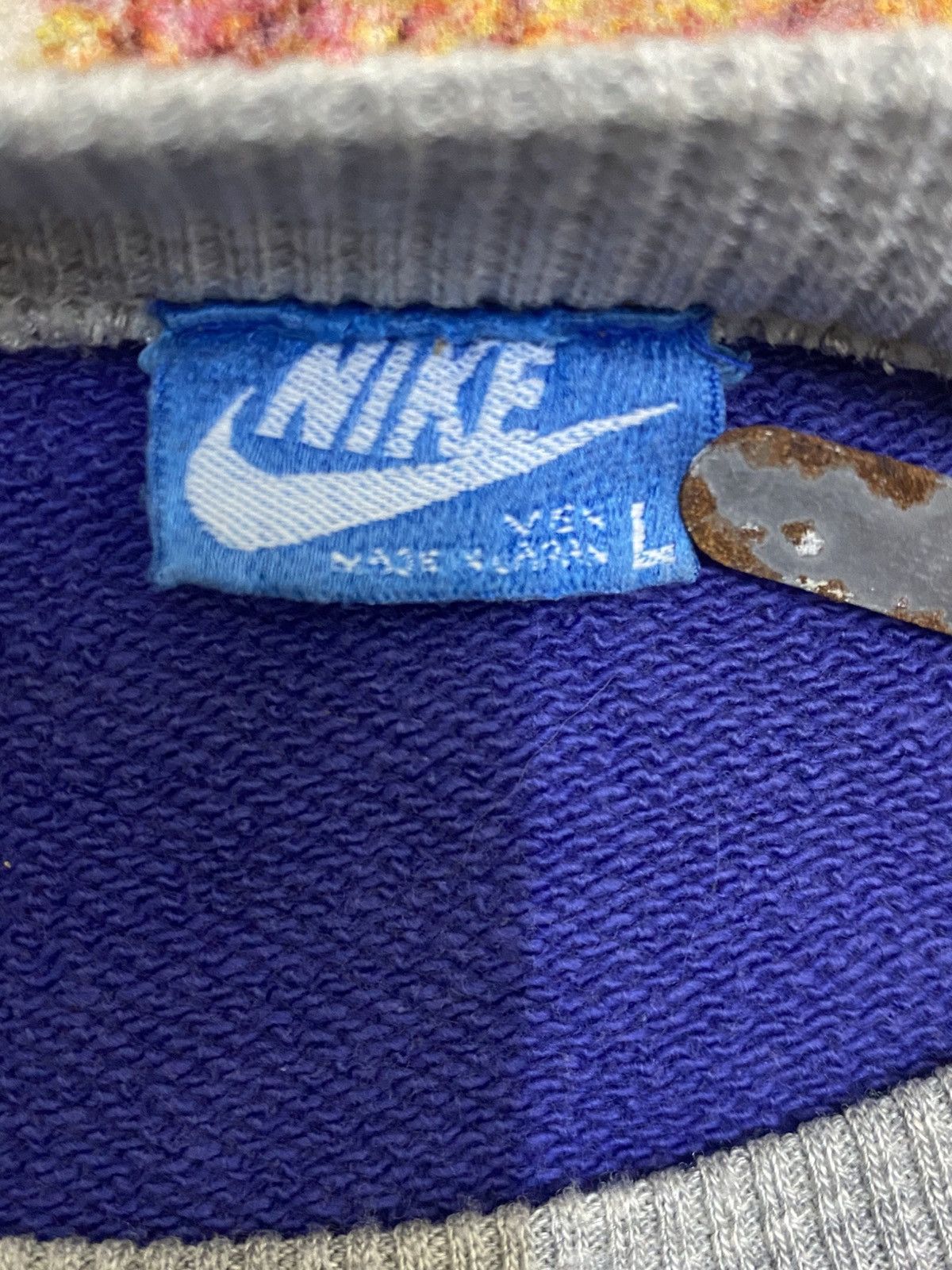 Nike Rare Vintage Japan 70s Nike Blue Tag Two-Tone Sweatshirt Size US L / EU 52-54 / 3 - 2 Thumbnail