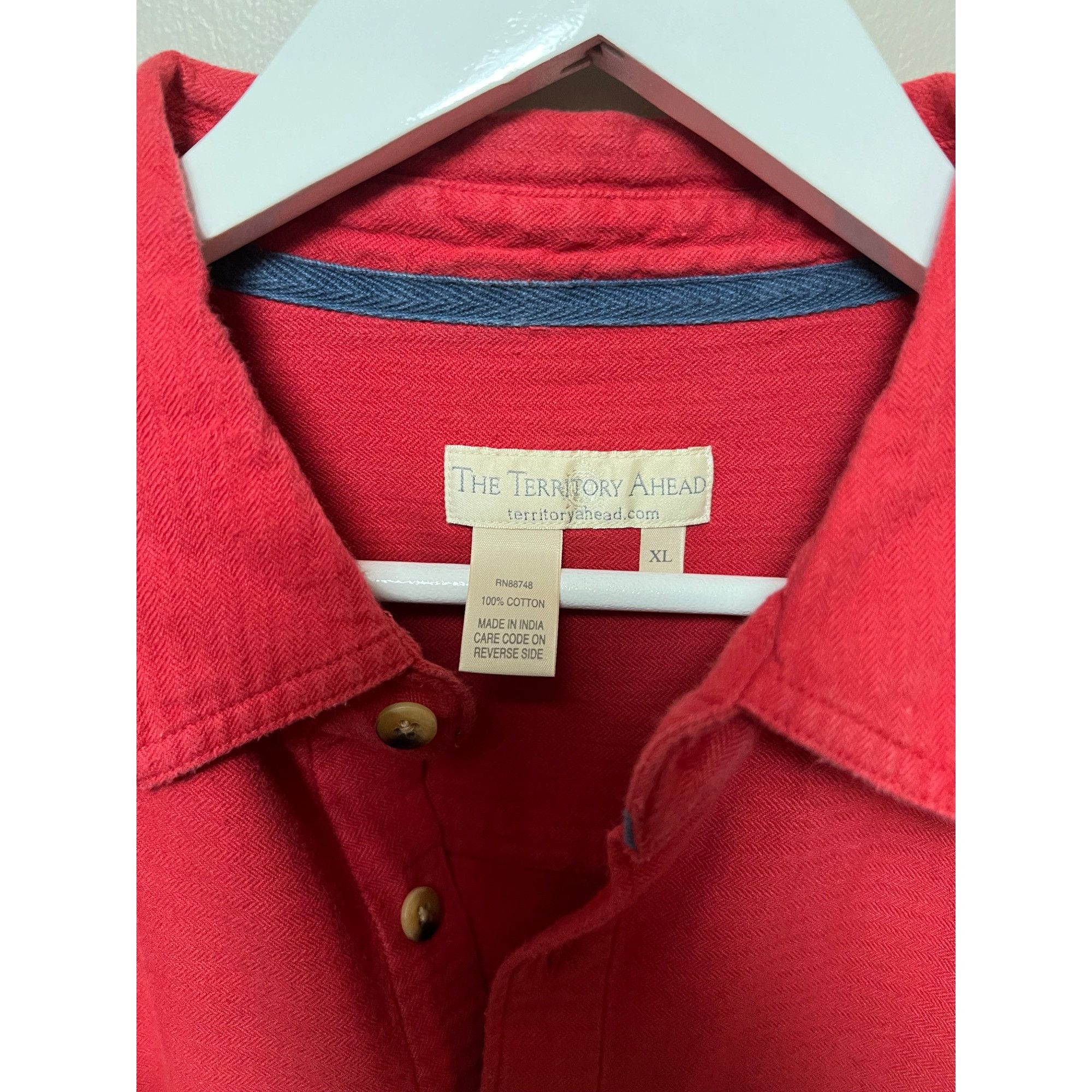 The Territory Ahead The Territory Ahead ShortSleeve Button Up - Size XL Size US XL / EU 56 / 4 - 2 Thumbnail