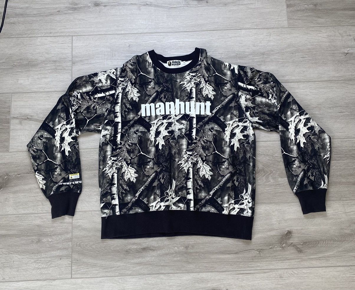 image of Bape Forest Camo Manhunt Crewneck in Black, Men's (Size XL)