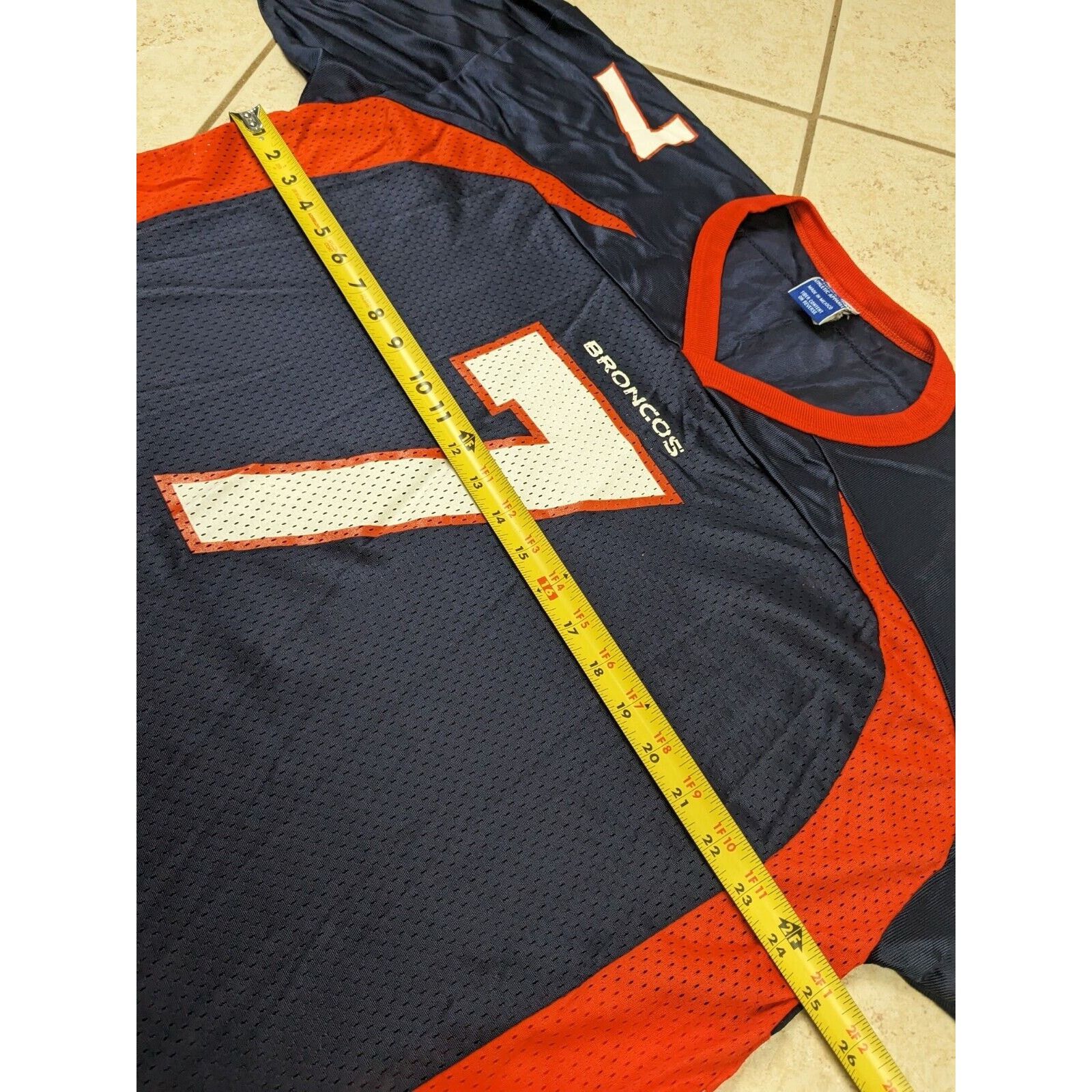 Champion Vtg Denver Broncos Jersey XL 48 Blue Champion Elway #7 NFL Size US XL / EU 56 / 4 - 8 Thumbnail