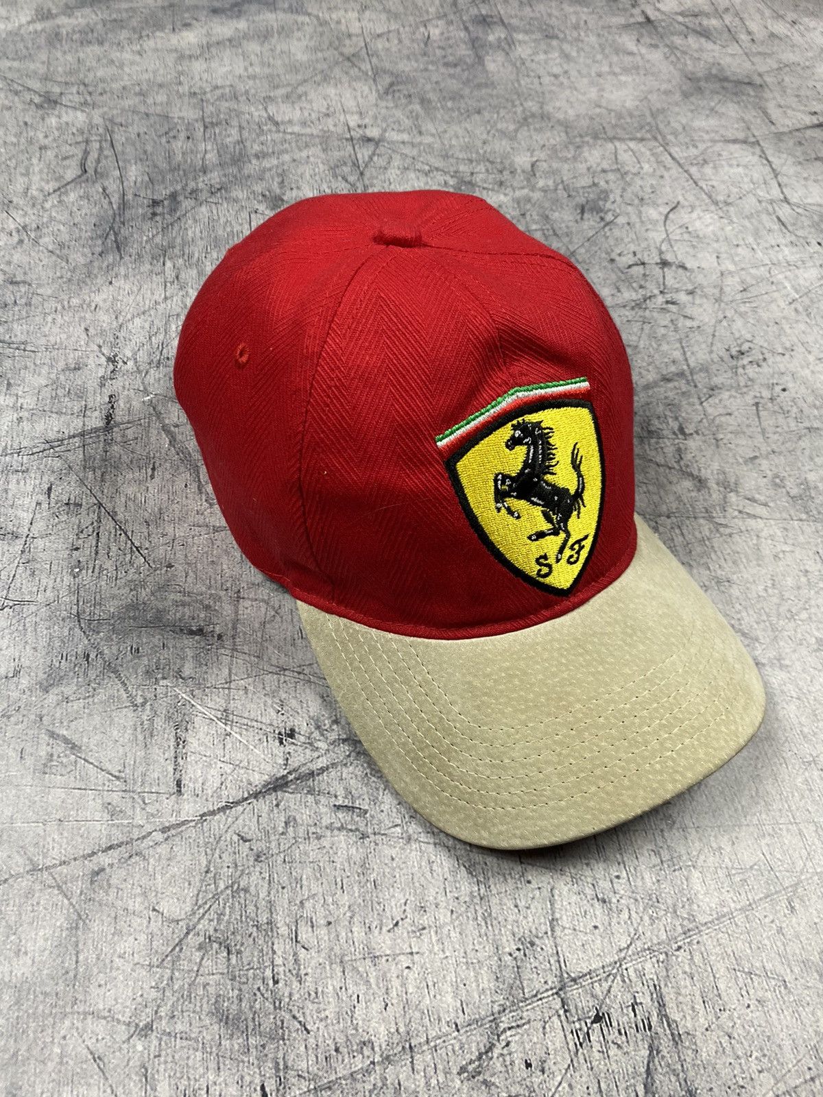 Ferrari × Vintage Vintage Ferrari Racing Gap Size ONE SIZE - 5 Thumbnail