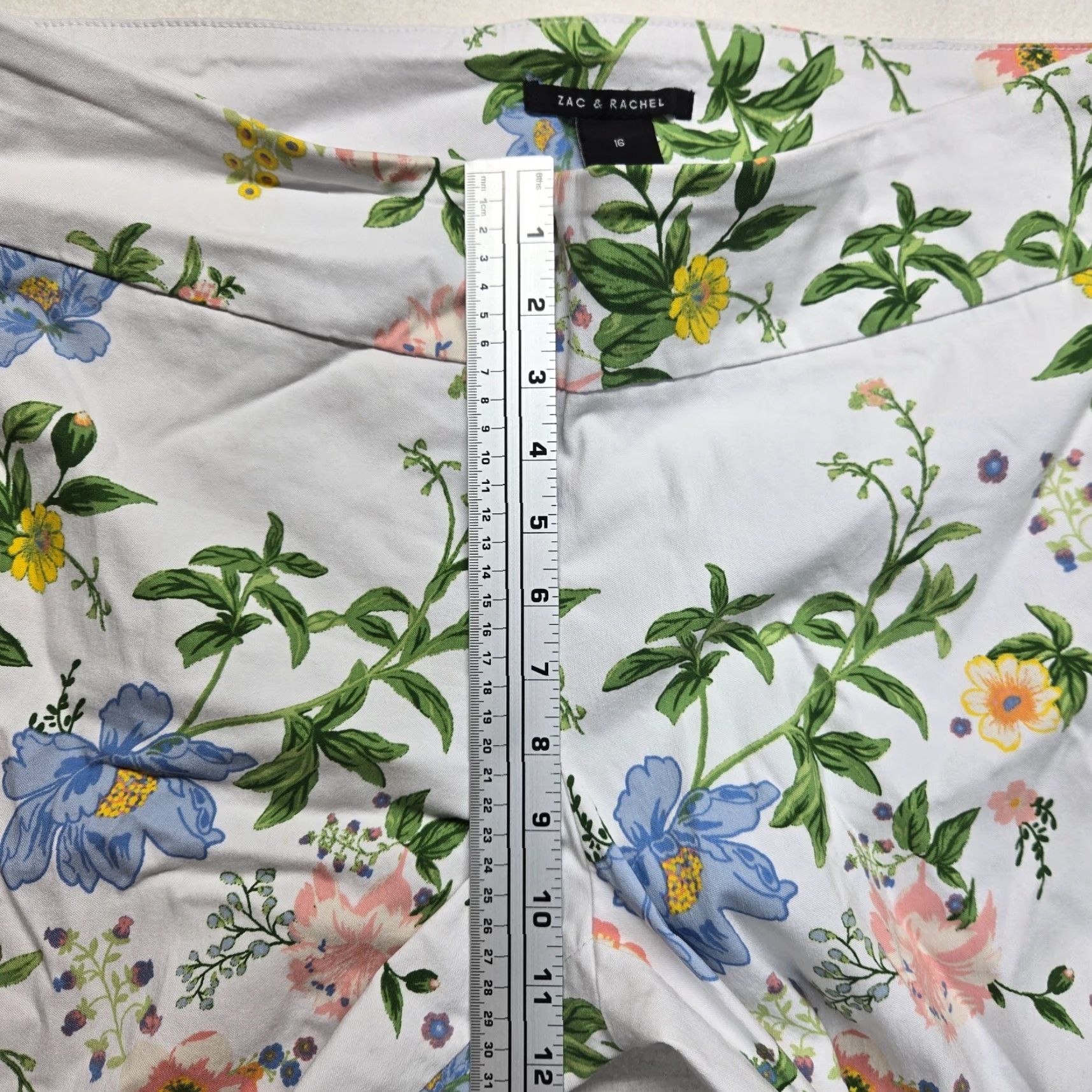 Vintage VINTAGE Zac & Rachel Floral Pants Women Size 16 White Rayon Slim Straight Spring Summer Casual Size 38" / US 16 / IT 52 - 5 Thumbnail