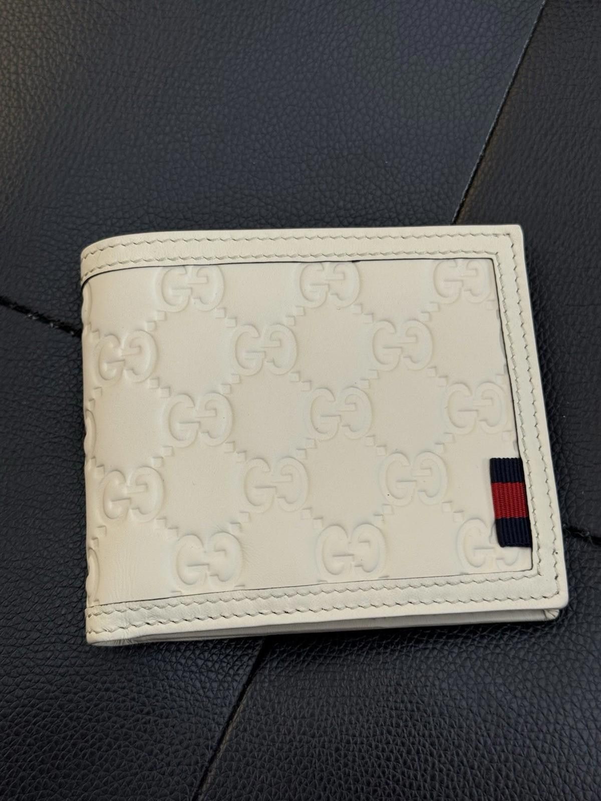 Gucci GUCCI Bifold Wallet Leather Authentic $595 Embroidered Size ONE SIZE - 3 Thumbnail