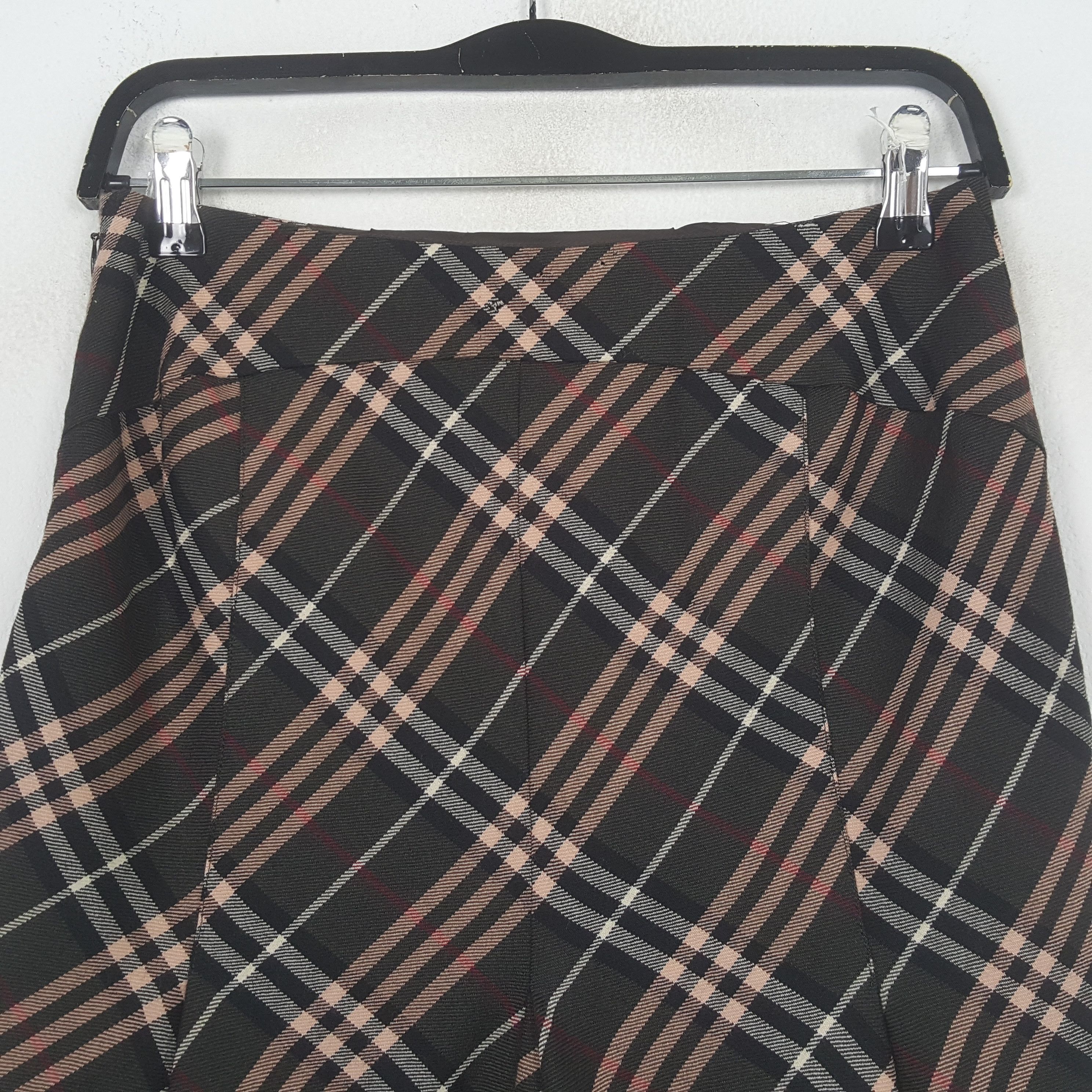 Burberry Burberry Blue Label Fashion Brand Skirts RR28 Size 27" / US 4 / IT 40 - 2 Thumbnail