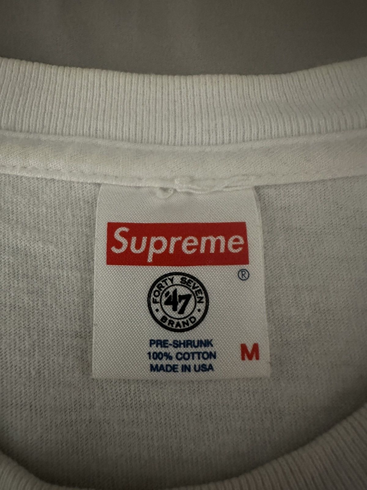 MLB × Supreme Supreme x MLB Yankees Tee Size US M / EU 48-50 / 2 - 4 Thumbnail