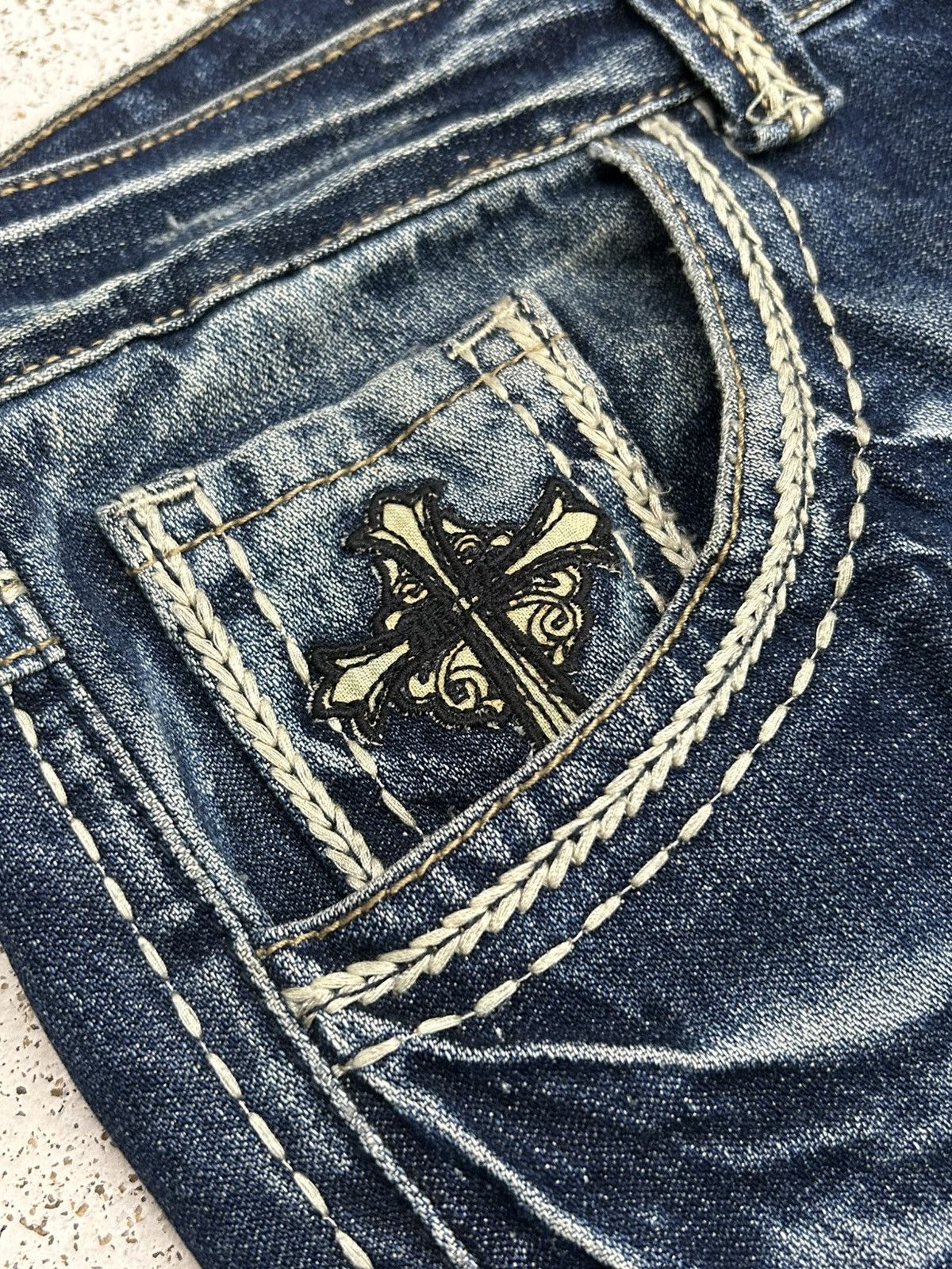 Le Grande Bleu (L.G.B.) Baggy Embroidered Jeans Be Ambition Brand Design Cross Patch Size US 34 / EU 50 - 9 Thumbnail
