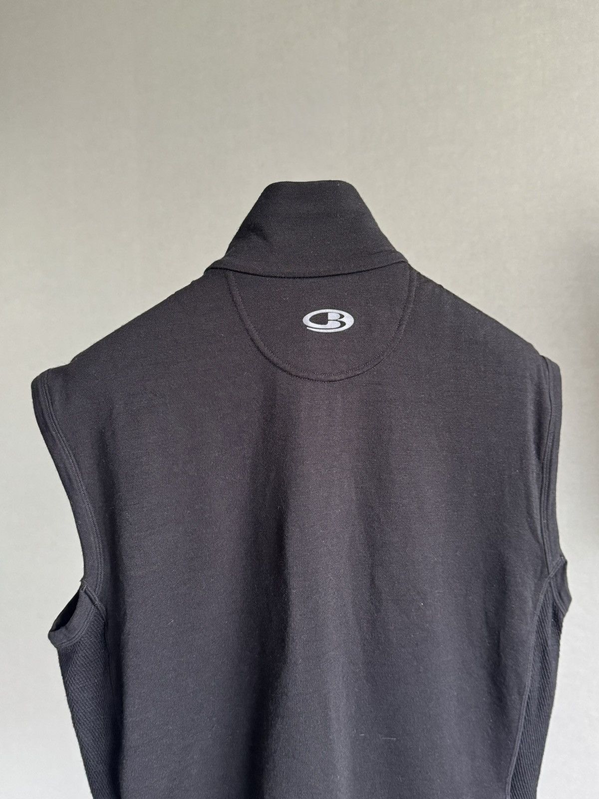 Icebreaker Icebreaker wool vest Size US L / EU 52-54 / 3 - 4 Thumbnail