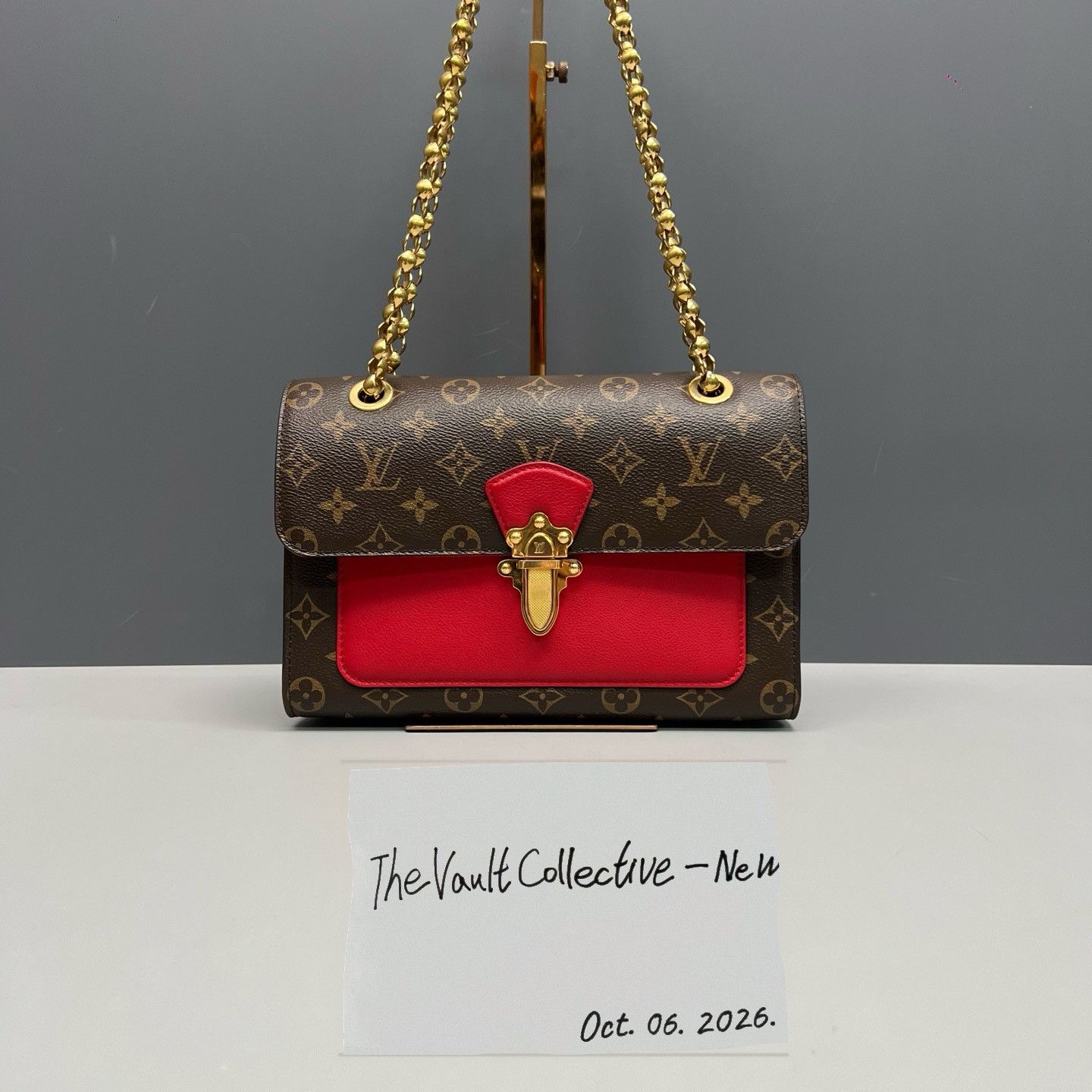 Louis Vuitton LOUIS VUITTON VICTOIRE brown coated canvas monogram shoulder bag gold hardware Size ONE SIZE - 1 Thumbnail