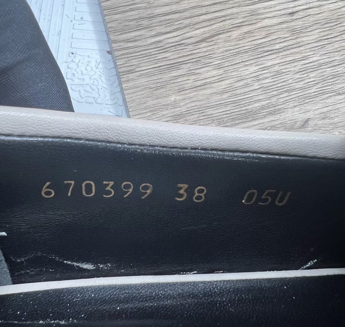 Gucci Gucci Double G Series Off-White Embossed Loafers J41 Size US 8 / IT 38 - 4 Thumbnail