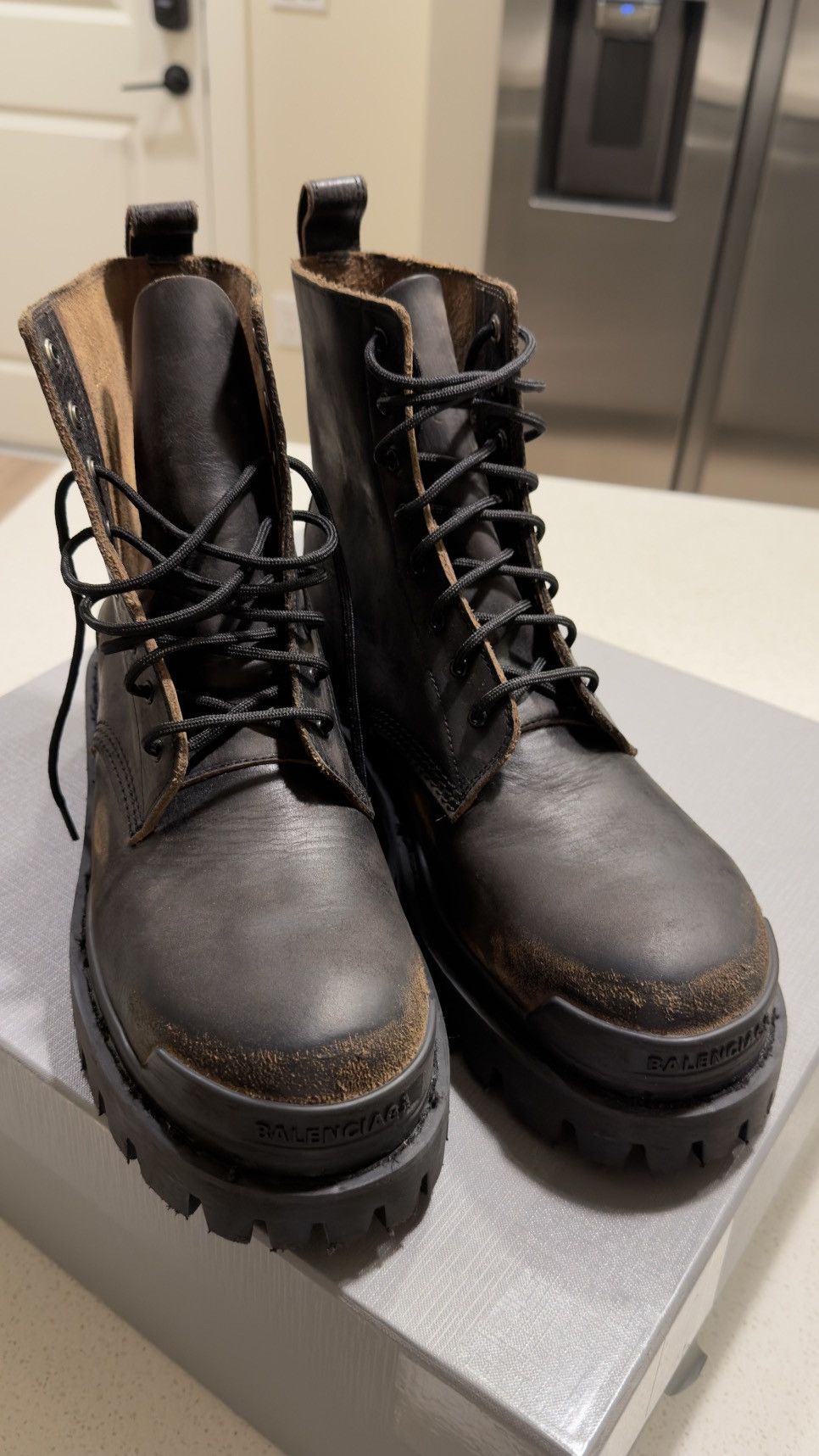 Balenciaga Balenciaga Strike Distress Leather Boots Size US 7 / EU 40 - 7 Thumbnail