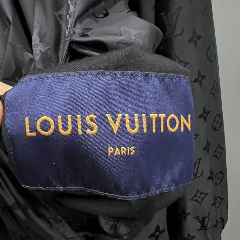 Louis Vuitton Louis Vuitton Black presbyopic reversible leather jacket 25 Size US M / EU 48-50 / 2 - 4 Thumbnail