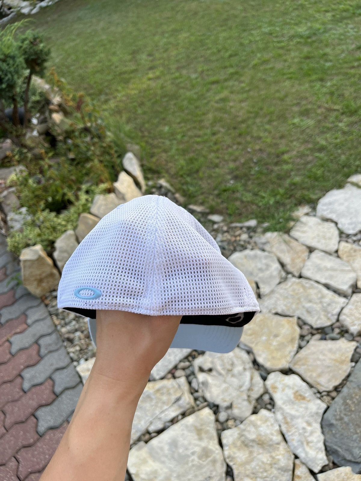 Oakley × Vintage Vintage Oakley y2k flex fit elastic band mesh logo cap hat Size 32 - 5 Thumbnail