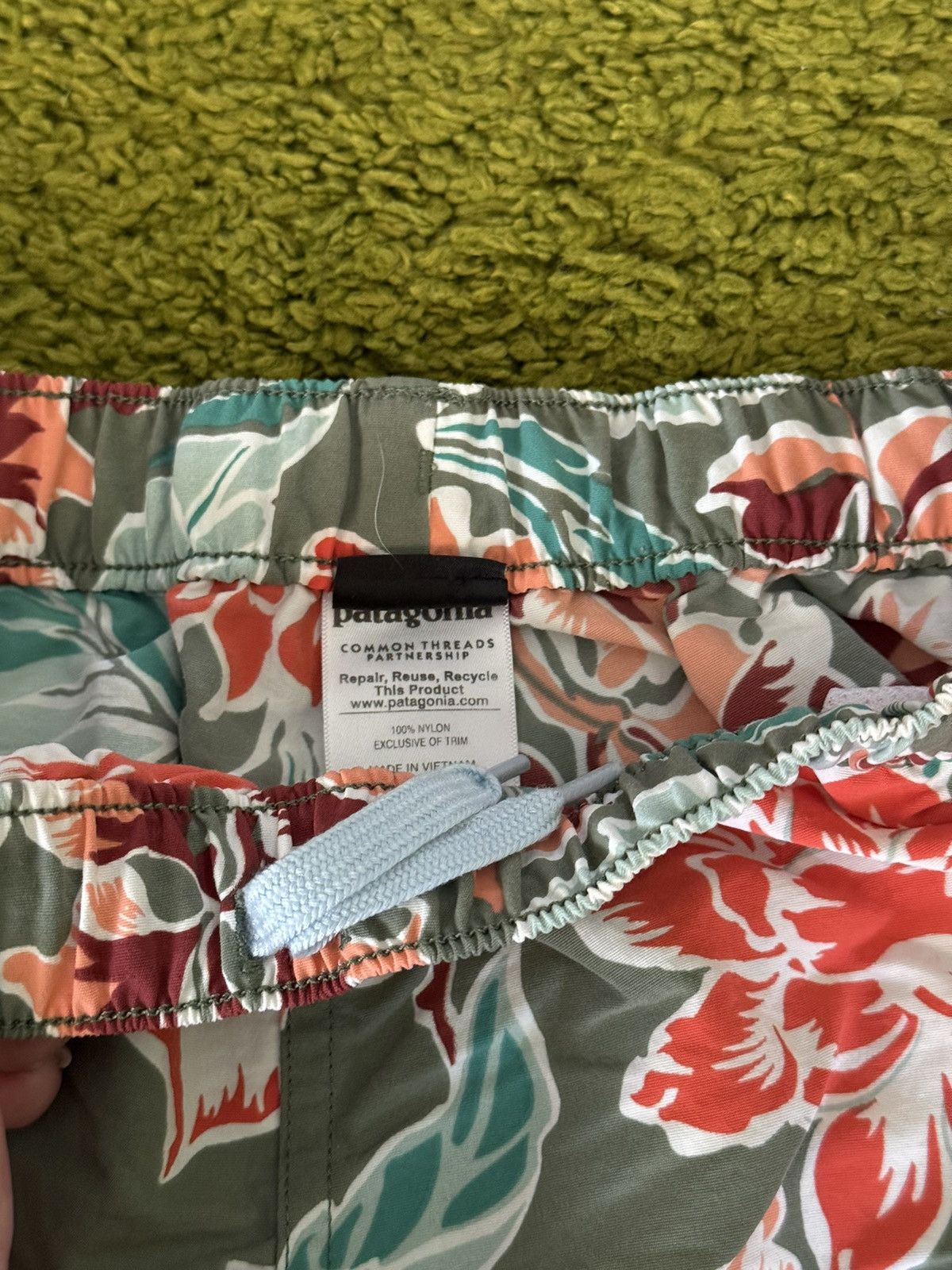 Patagonia Patagonia floral pattern shorts Size 27" / US 4 / IT 40 - 4 Thumbnail
