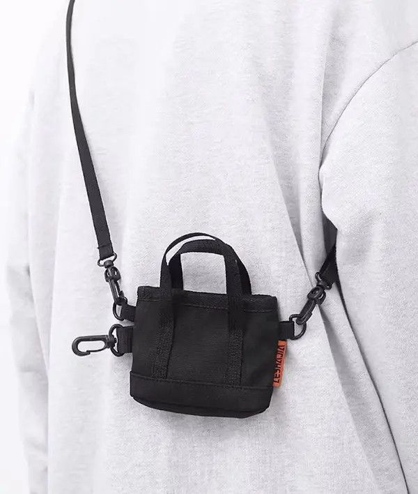 Japanese Brand Fashion y2k mini pouch bag coins bag Size ONE SIZE - 2 Thumbnail