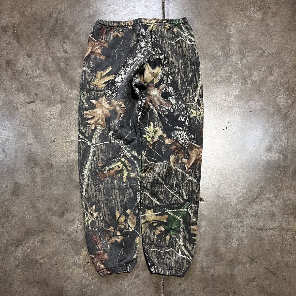 Jerzees × Vintage Vintage Jerzees Outdoor Camo Sweatpants Jogger Faded Baggy Size US 30 / EU 46 - 6 Thumbnail
