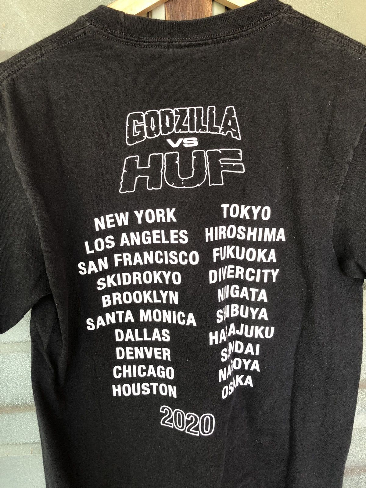 Other Godzilla vs HUF Shirt Tee Size US S / EU 44-46 / 1 - 8 Thumbnail