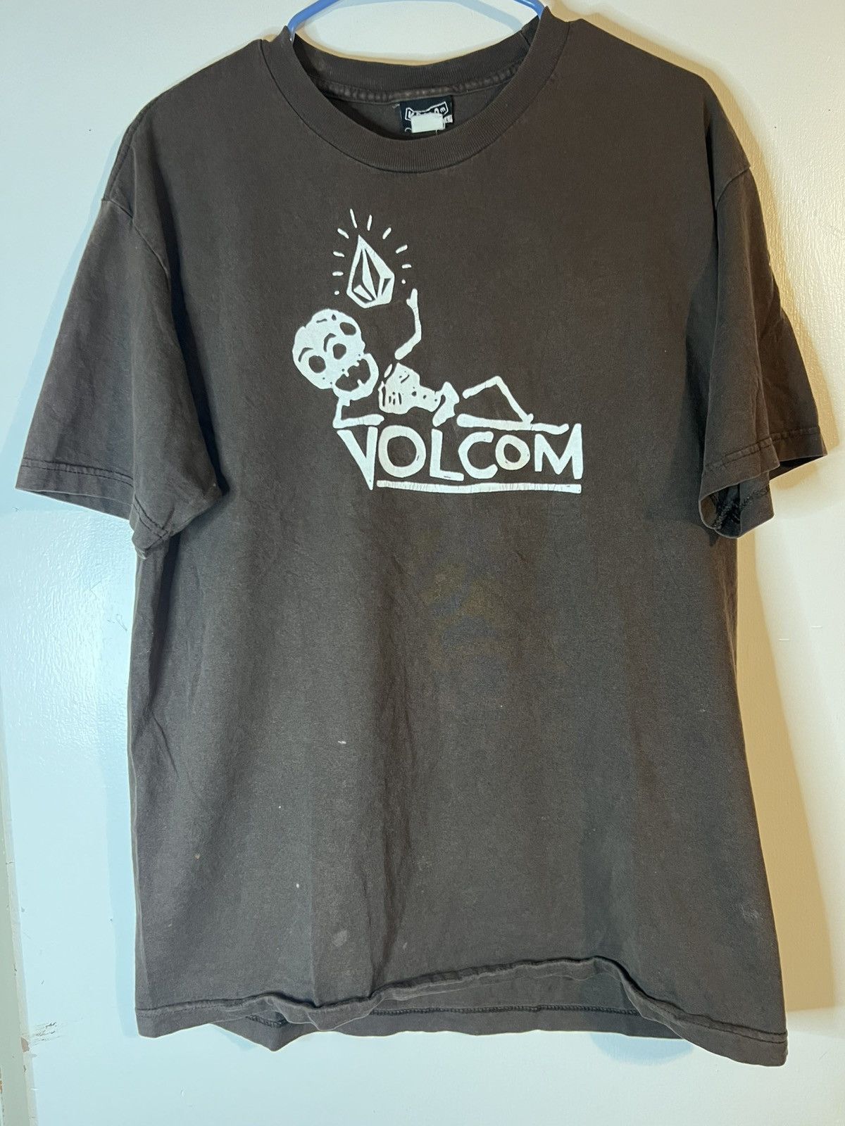 Volcom Vintage Men’s Large Volcom Skeleton Tshirt Size US L / EU 52-54 / 3 - 1 Thumbnail