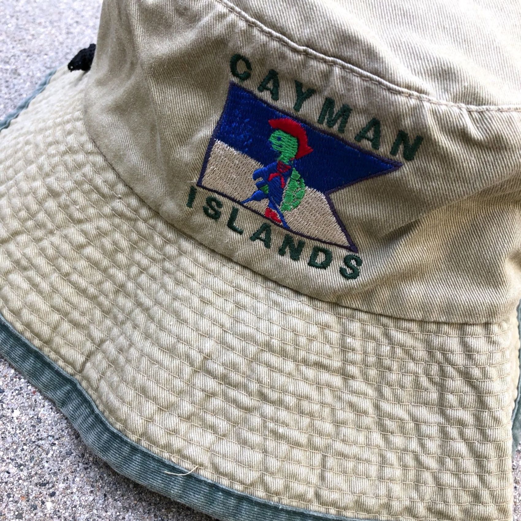 Etro VINTAGE CSI CAYMAN ISLANDS Bucket Hat Men's Beige Cap One Size Retro Size ONE SIZE - 2 Thumbnail