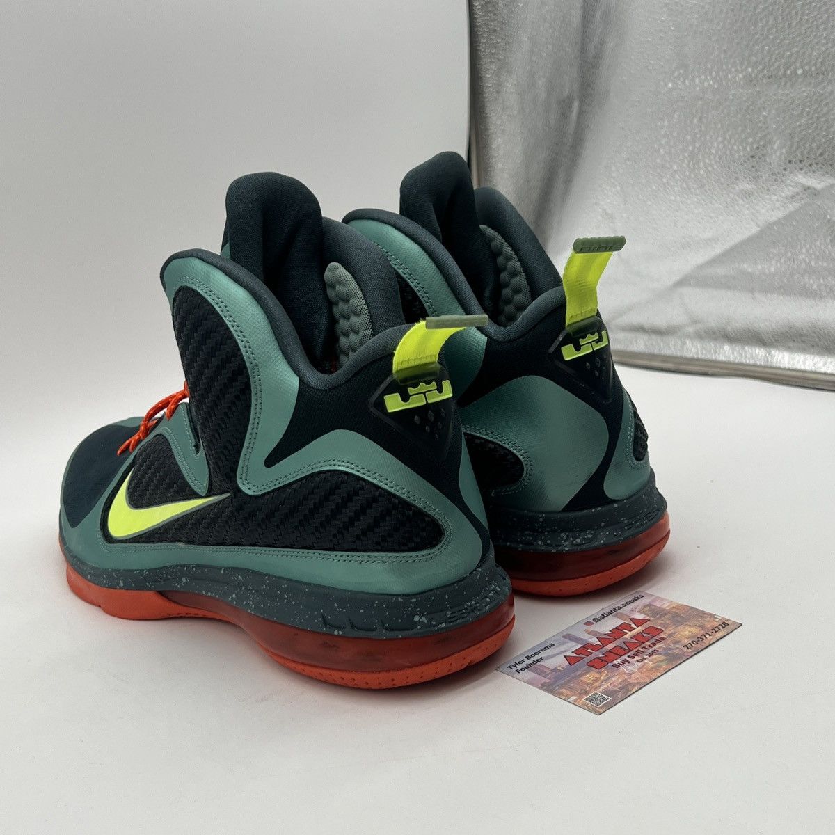 Nike Lebron 9 cannon Size US 11.5 / EU 44-45 - 4 Thumbnail