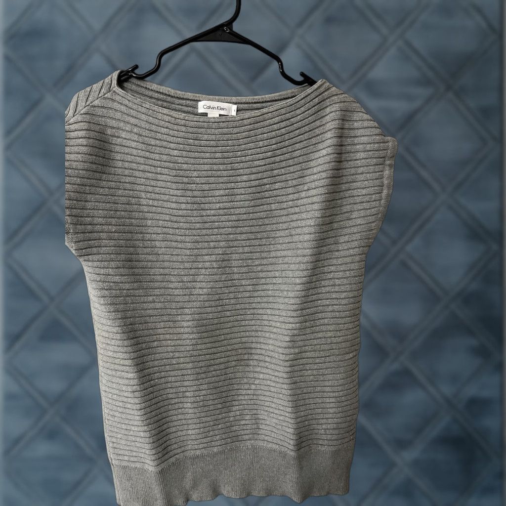 Calvin Klein Calvin Klein Shirt Women L Gray Tank Sleeveless Ribbed Logo Size L / US 10 / IT 46 - 1 Thumbnail