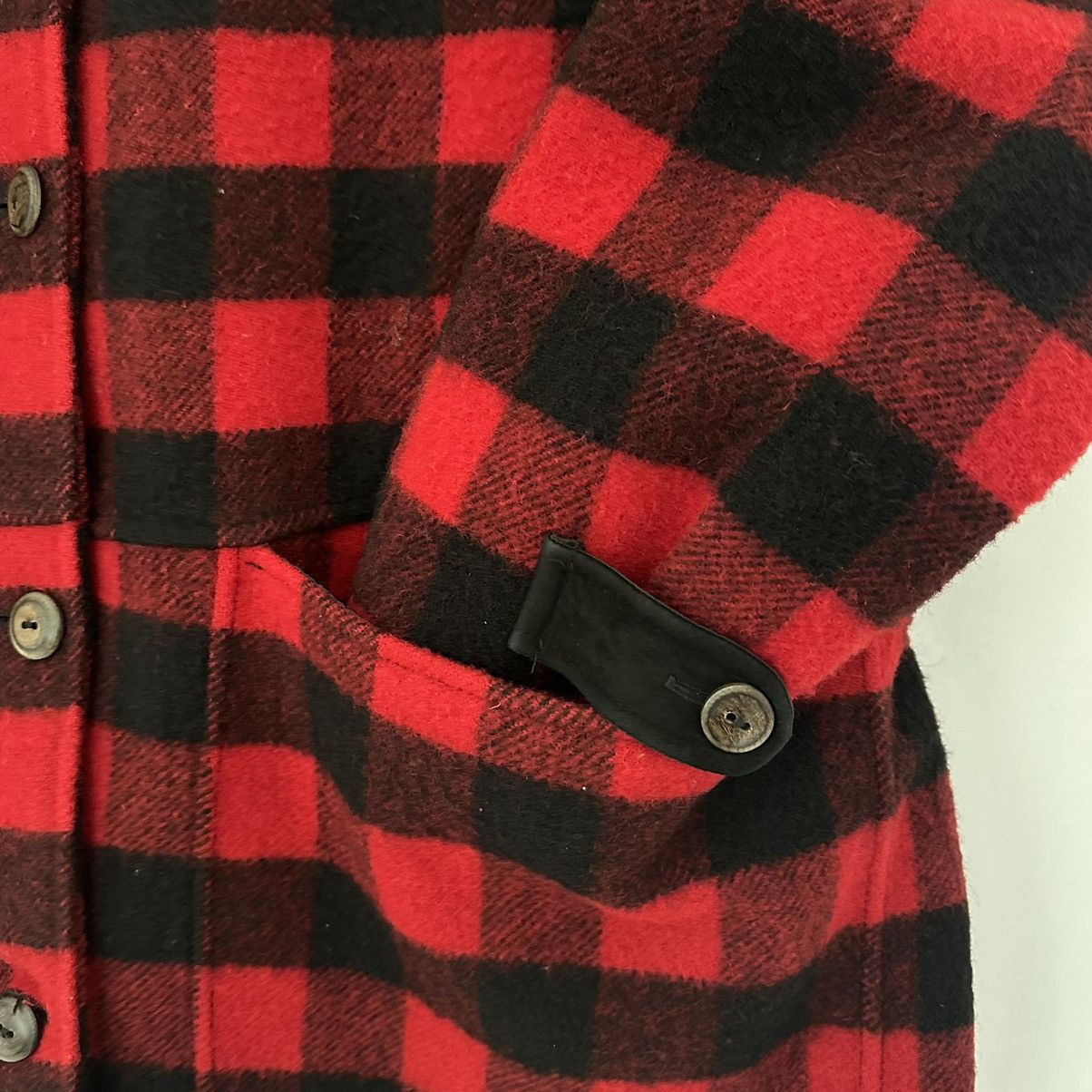 Woolrich Woolen Mills Vintage 1980s Woolrich Buffalo Plaid Wool Jacket Size US XL / EU 56 / 4 - 4 Thumbnail