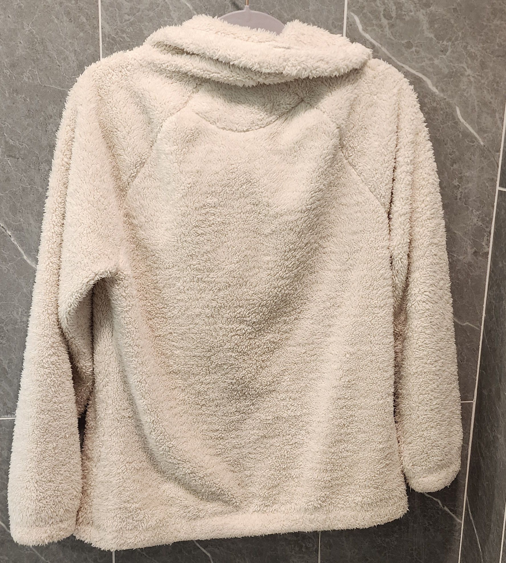 Gap GAP Body Fuzzy Cozy Holiday Off White Cowlneck Sweater XS Size XS / US 0-2 / IT 36-38 - 2 Thumbnail