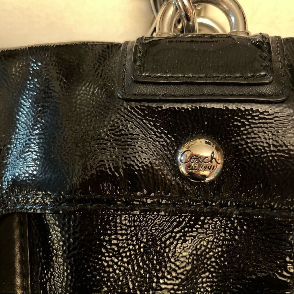 Coach Black coach, patent leather crush purse Size ONE SIZE - 2 Thumbnail