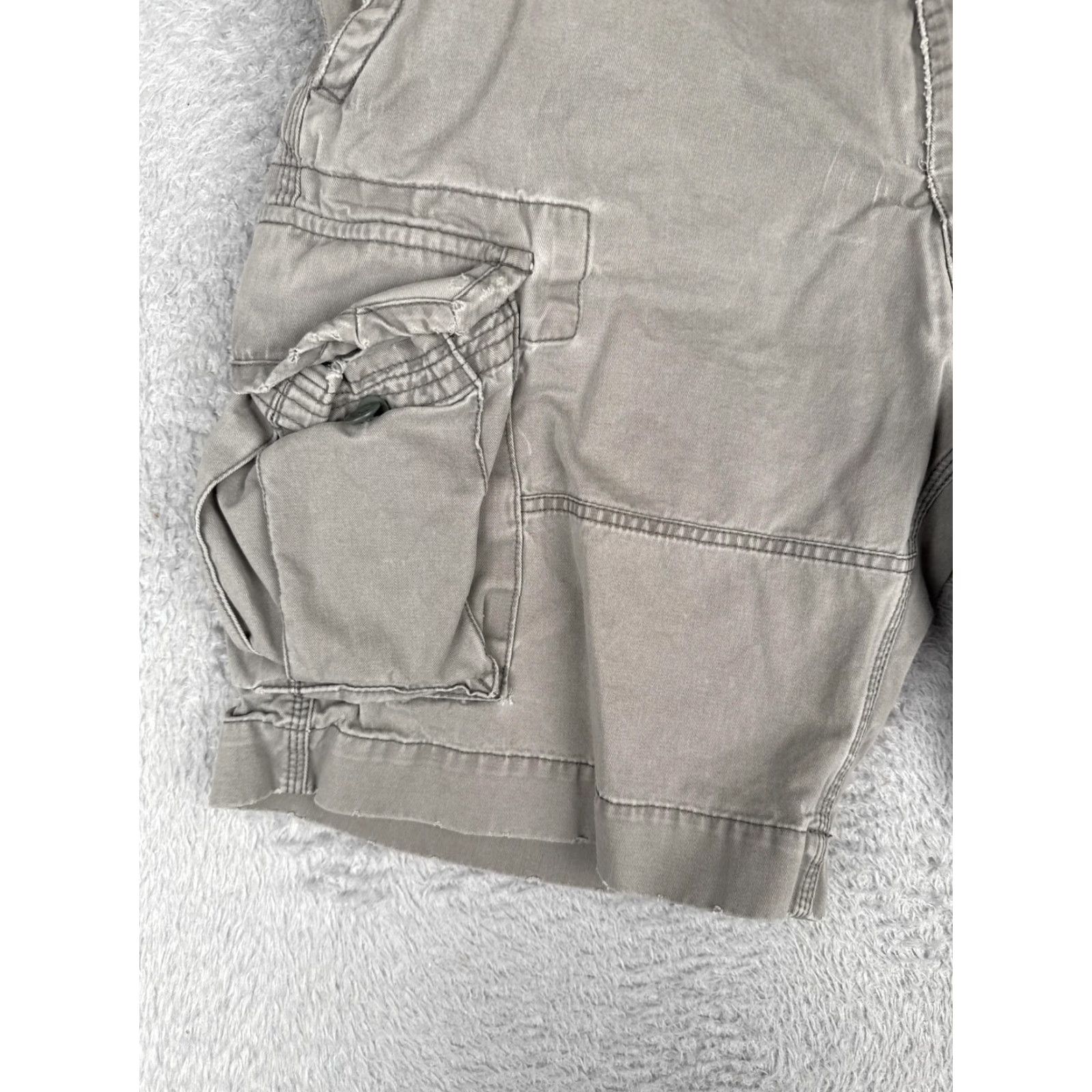 Polo Ralph Lauren Polo Ralph Lauren Shorts Men 36 Gray Cargo 100% Cotton Utility Pockets Casual Size US M / EU 48-50 / 2 - 3 Thumbnail