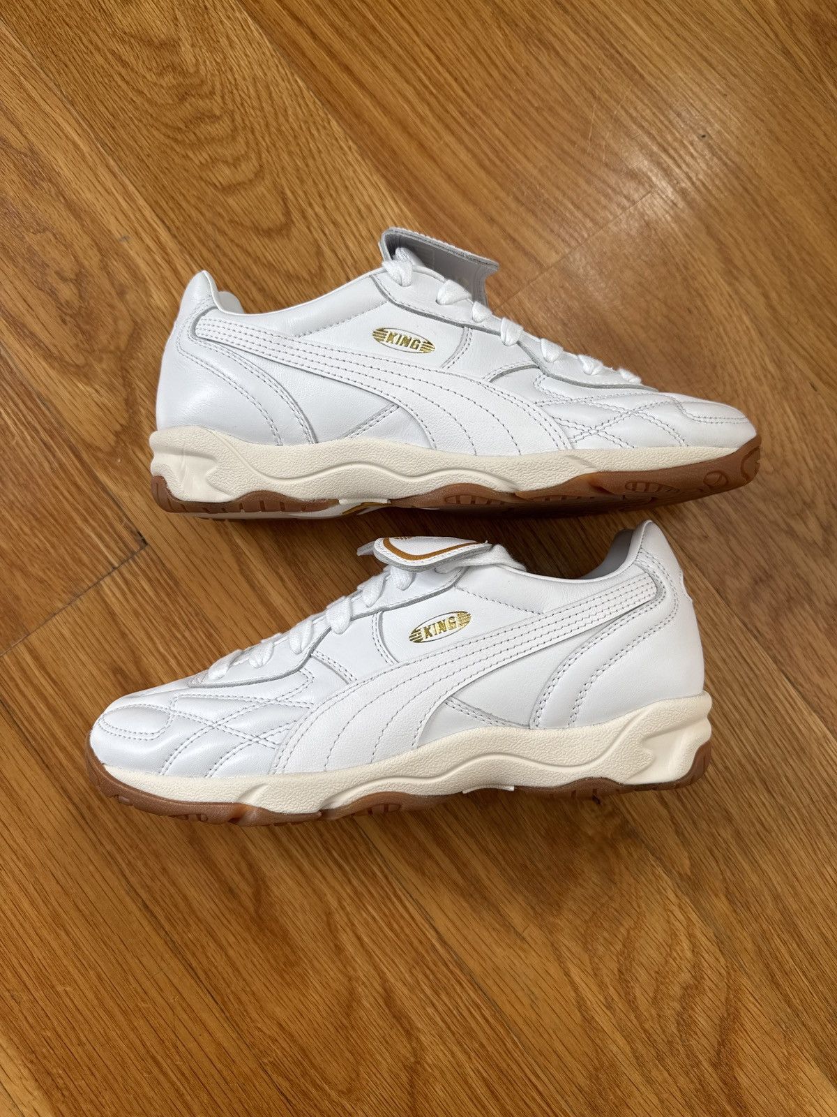 Puma King Indoor Puma Select Size US 5 / EU 37 - 1 Thumbnail