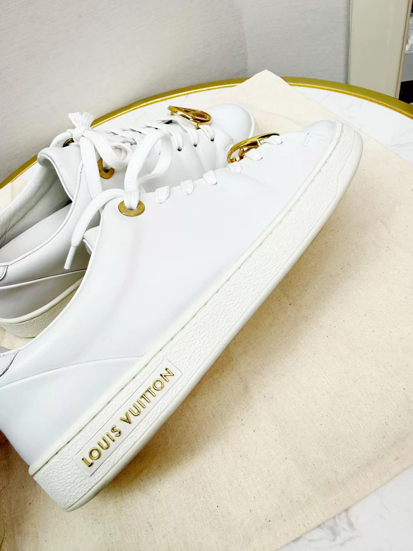 Louis Vuitton LV White Sneakers 35.5 (Worn a Few Times, Cleaned) Size US 5 / IT 35 - 2 Thumbnail