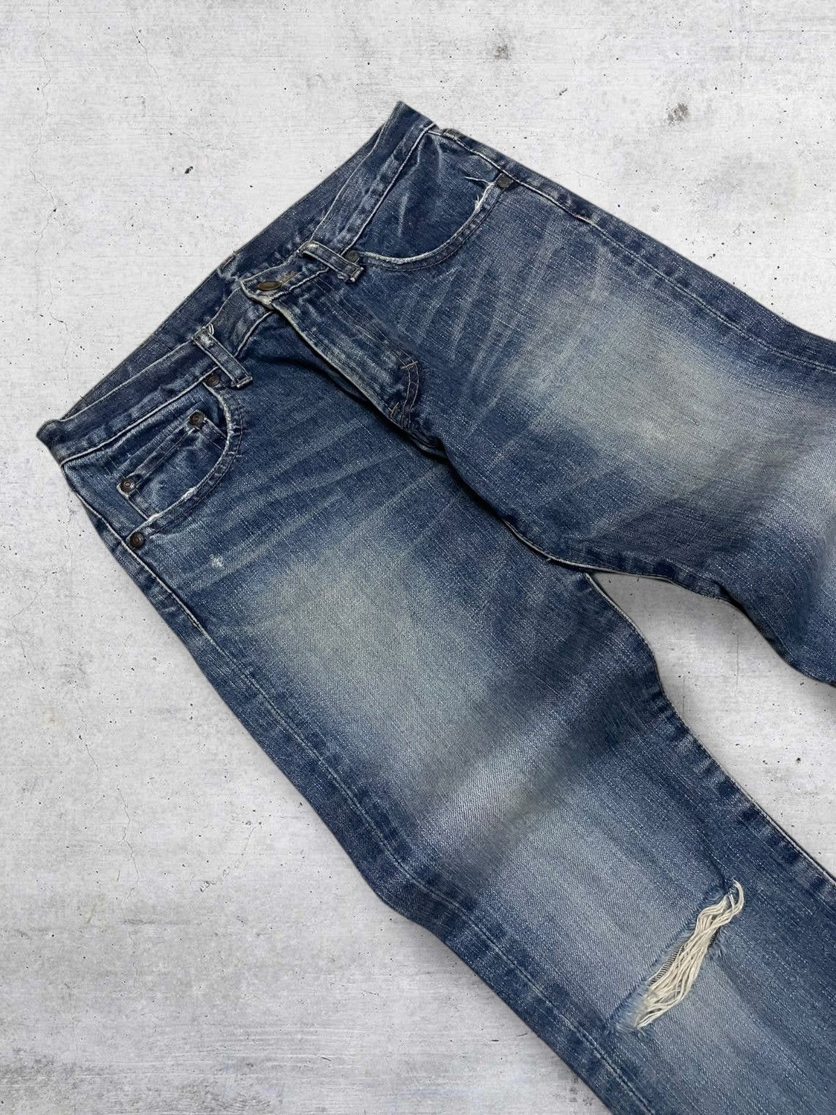 Japanese Brand VINTAGE RNA PUNK JAPAN OG 90S DESIGNER FLARED RIPPED DENIM Size US 28 / EU 44 - 7 Thumbnail
