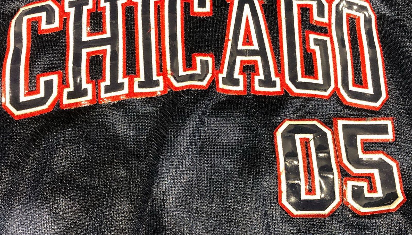Fubu FUBU jersey, Chicago t-shirt City Series vintage hip hop XXL Size US XXL / EU 58 / 5 - 3 Thumbnail