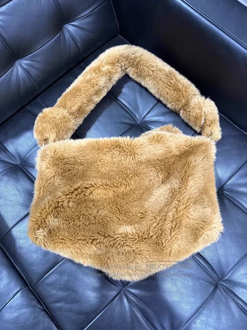 Dries Van Noten DRIES VAN NOTEN Fuzzy Big Bag Size ONE SIZE - 5 Thumbnail
