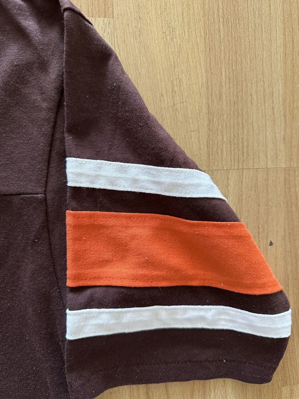 NFL × Vintage Vintage 90s 1993 NFL Cleveland Browns V-Neck T-shirt Size US L / EU 52-54 / 3 - 4 Thumbnail