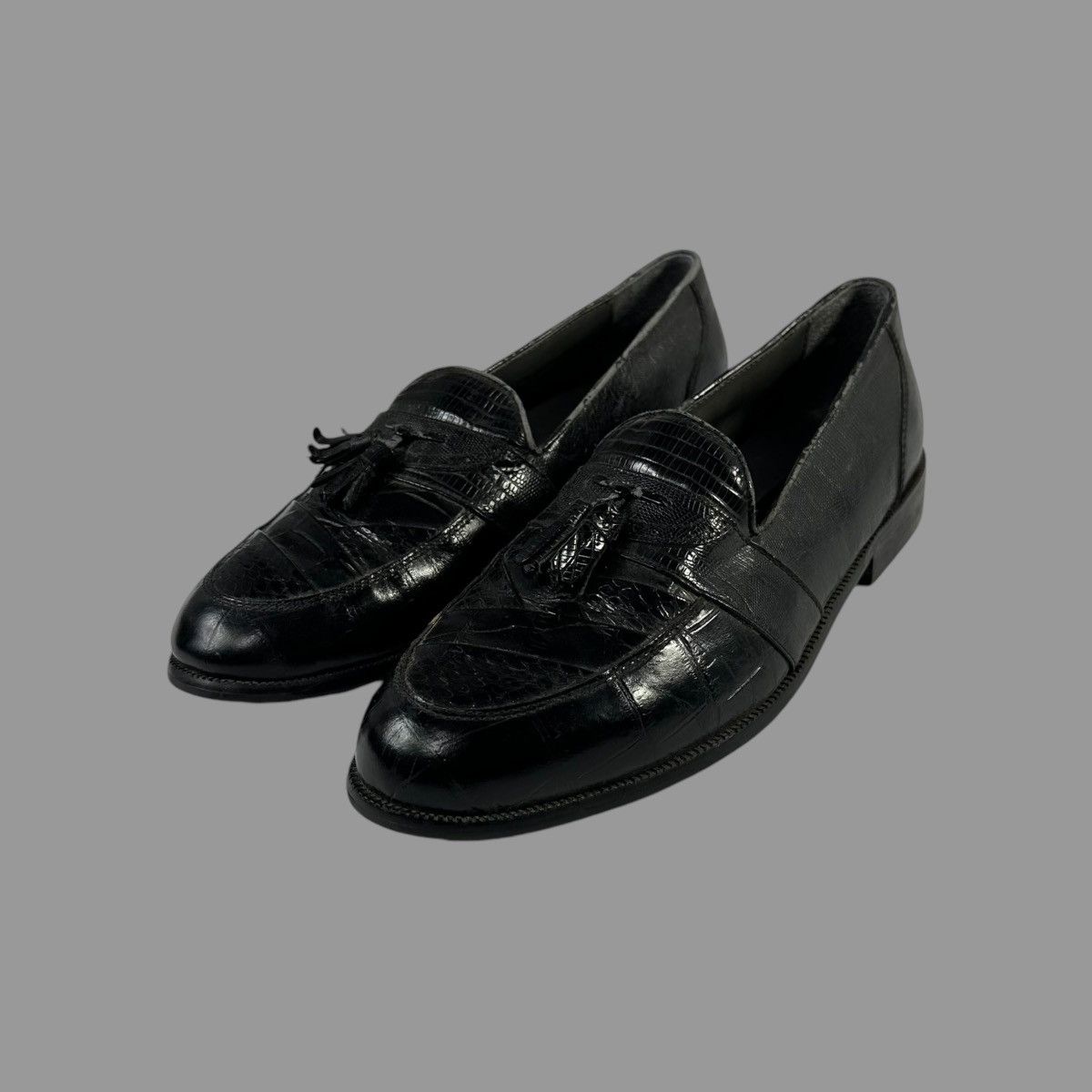Vintage Vintage 1990s black leather loafers Size US 10 / EU 43 - 1 Thumbnail