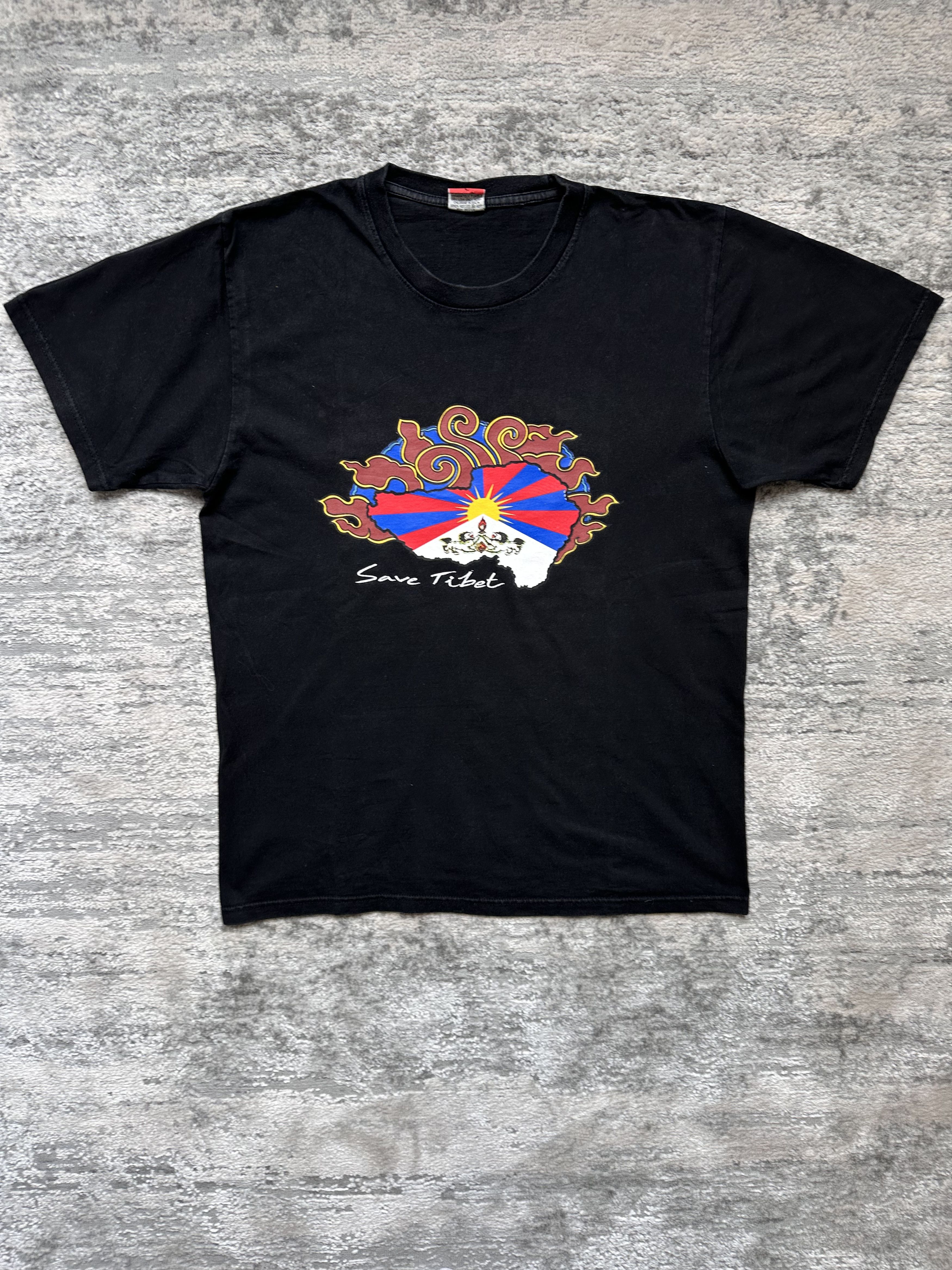 Vintage Save Tibet vintage t shirt Size US L / EU 52-54 / 3 - 1 Thumbnail