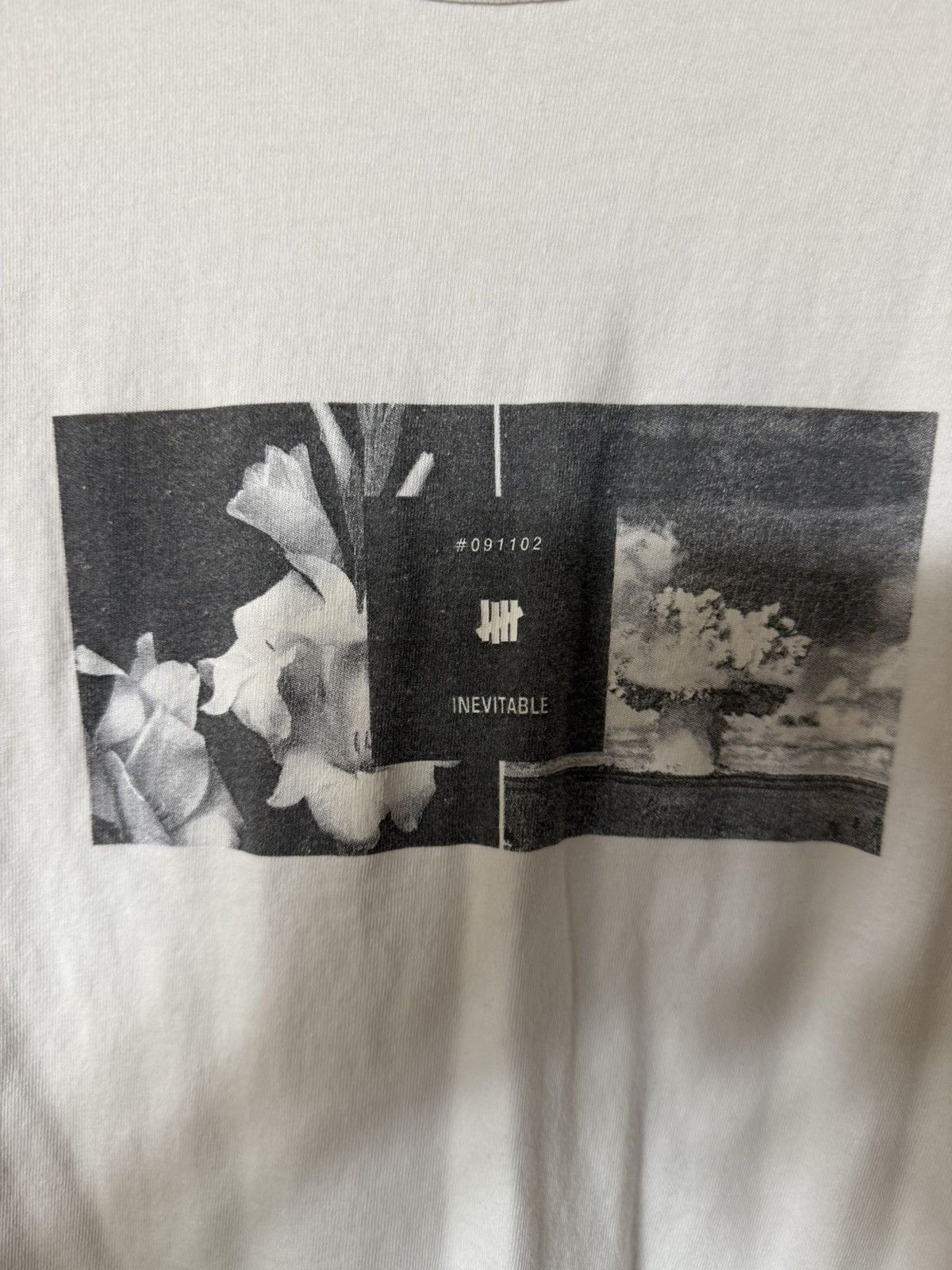 Undefeated × Vintage White Vintage Rare Undefeated Tee Size US M / EU 48-50 / 2 - 2 Thumbnail