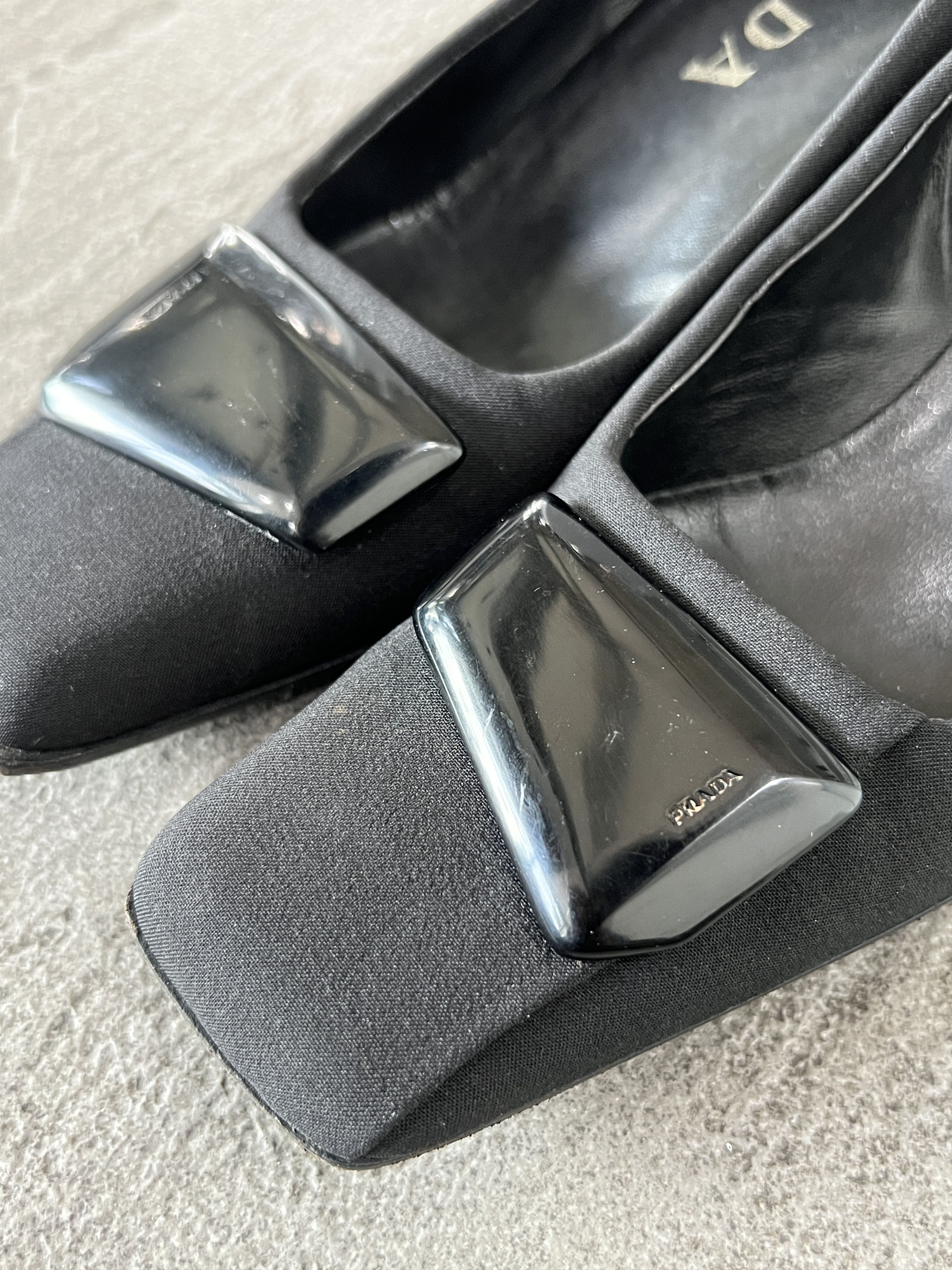 Prada Prada Black Satin Pumps Square Toe Logo Heels EU35 Size US 5 / IT 35 - 2 Thumbnail